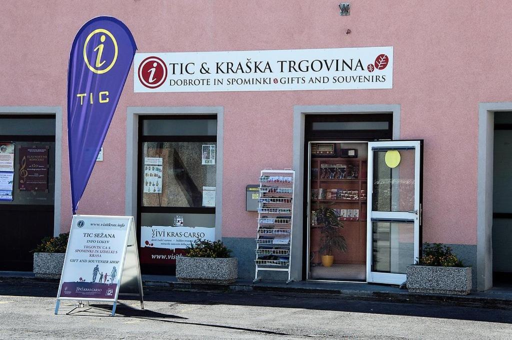 B&B Lokev Sezana Εξωτερικό φωτογραφία